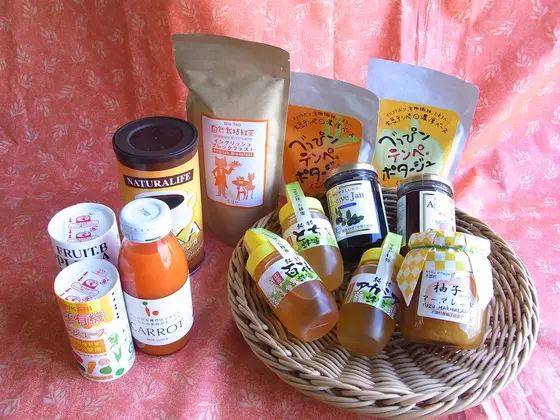 シンボル商品：マタギが採ったはちみつ