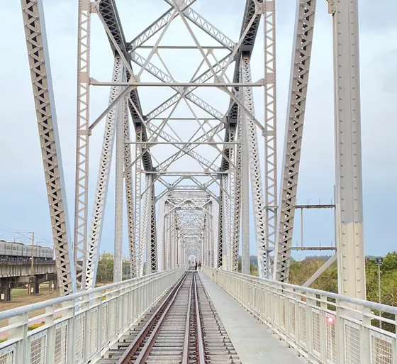 旧鉄橋