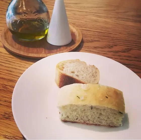 パンとフォカッチャ