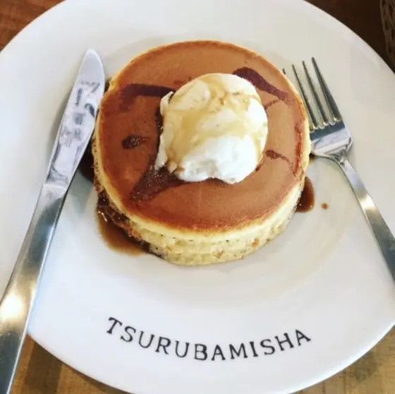 ホットケーキ、アイスのせ。