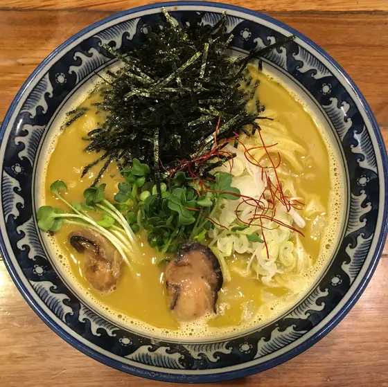 牡蠣拉麺 ￥900