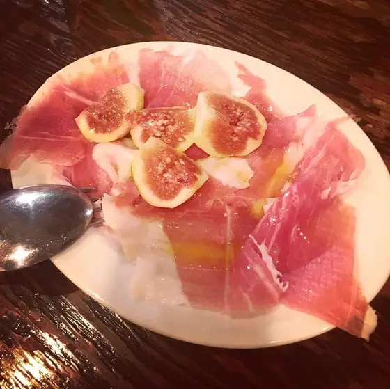 生ハムといちじく