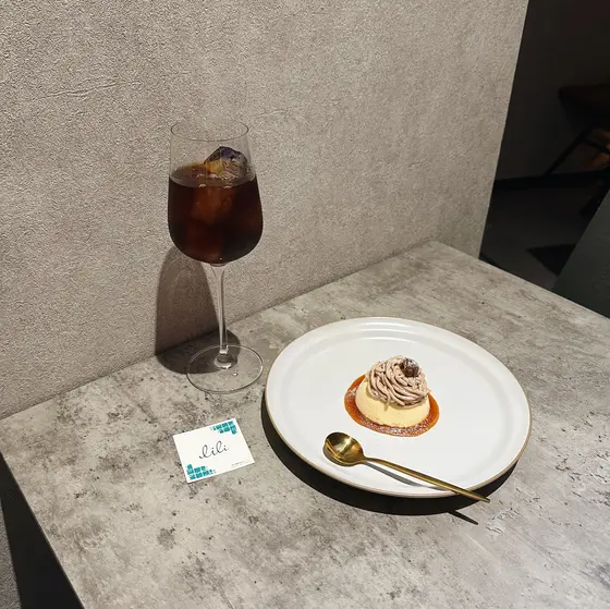 アイスコーヒーとプリン(もんぷりん)