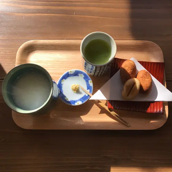甘酒に焼き菓子