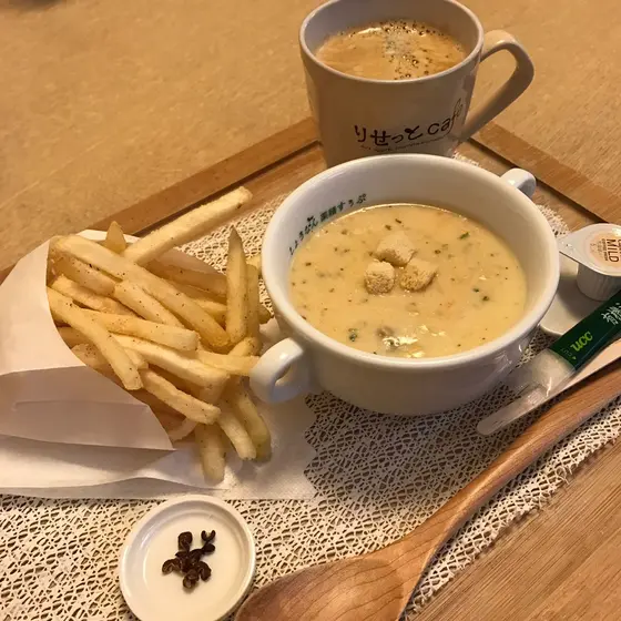 クラムチャウダーとポテトセット