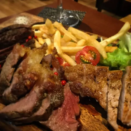熟成肉の三種盛り