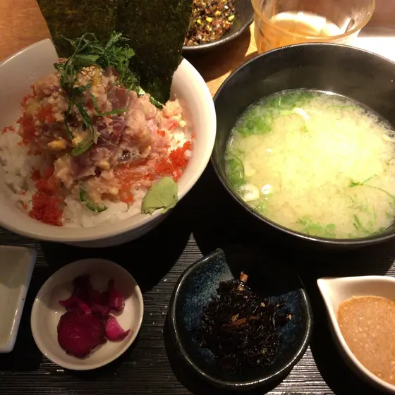 十八番丼