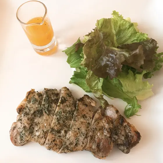 メイン