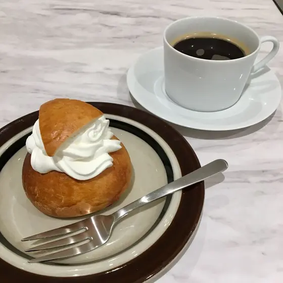 北欧伝統菓子のセムラ