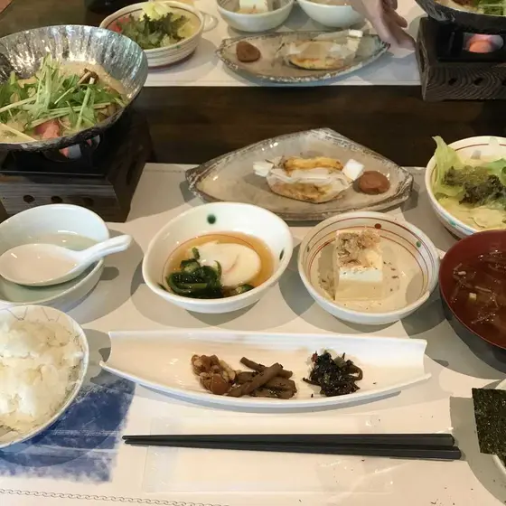 朝食