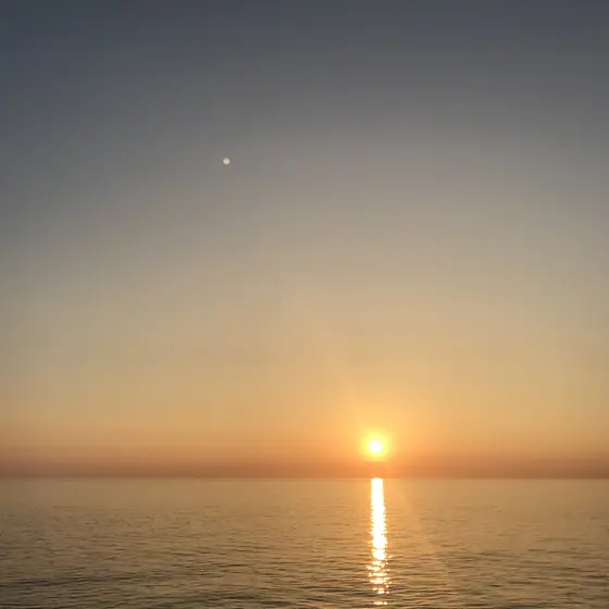 積丹半島沖