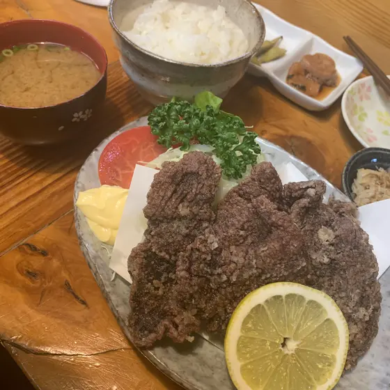 鯨の竜田揚げ定食