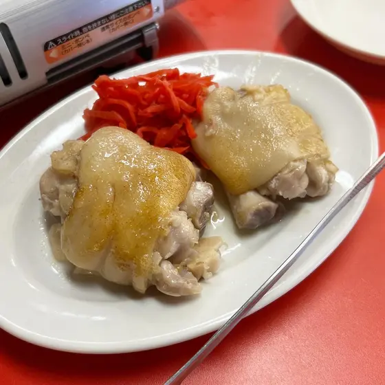 お店の売りの豚足も！
