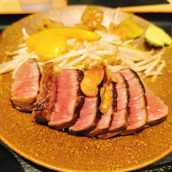 赤身のステーキ定食