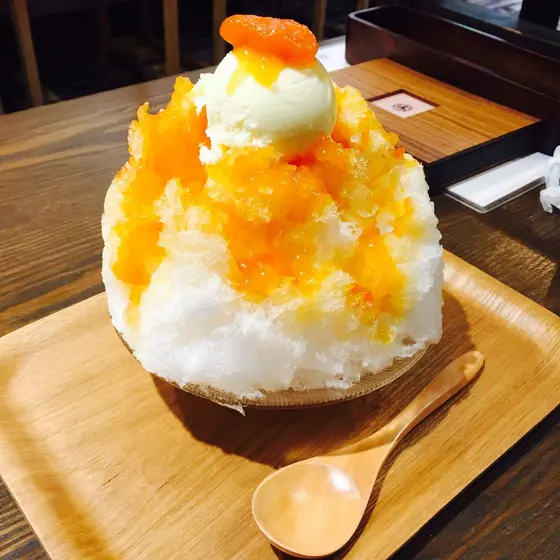 かき氷です。アイスはトッピングです〜