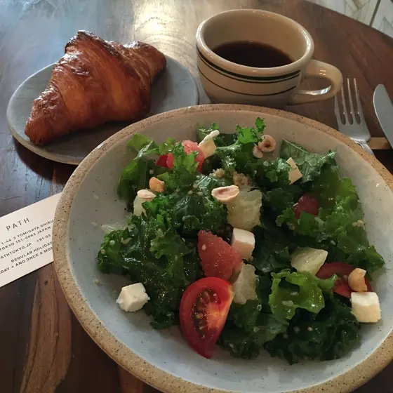 ケールとグレープフルーツとキヌアのサラダ