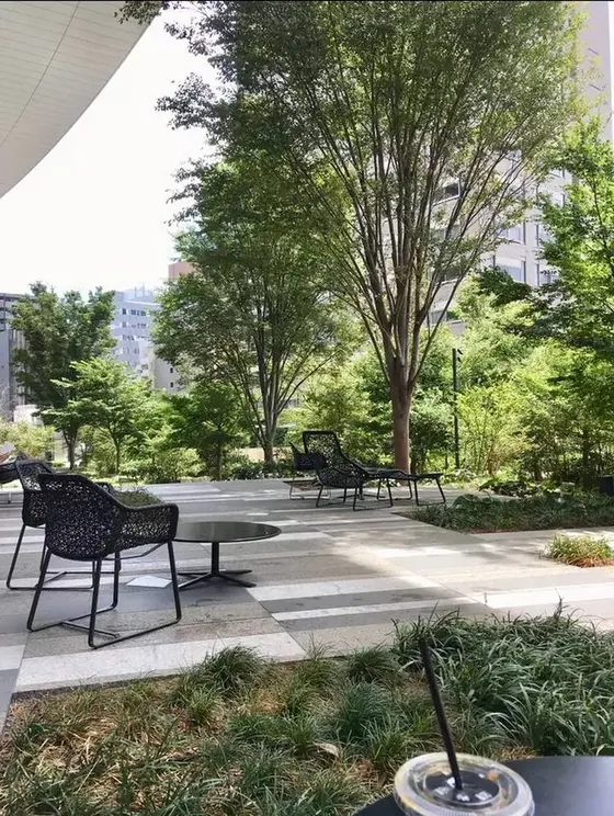 森タワー2Fアトリウムの横