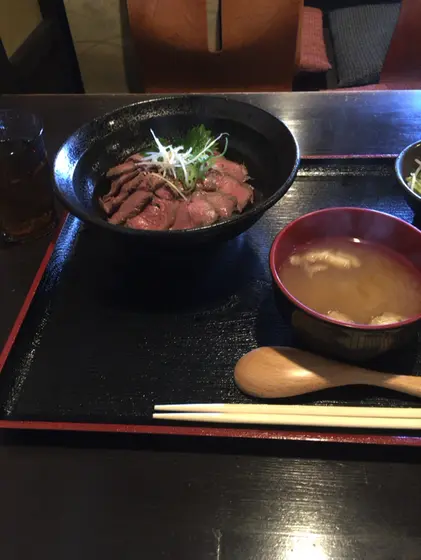 近江牛ローストビーフ丼