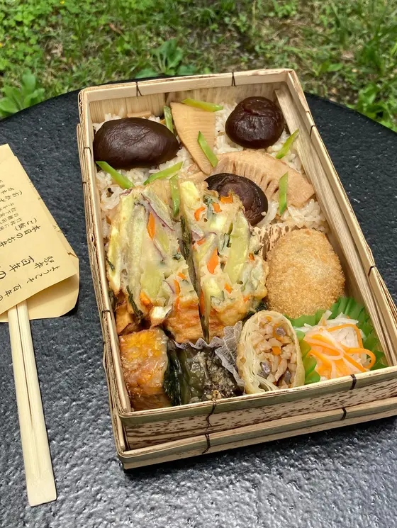 やまだ屋のかれい川弁当