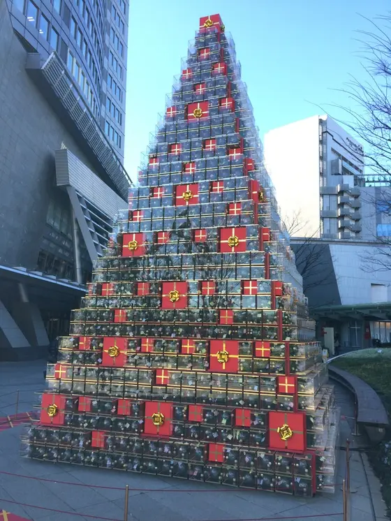 外です。