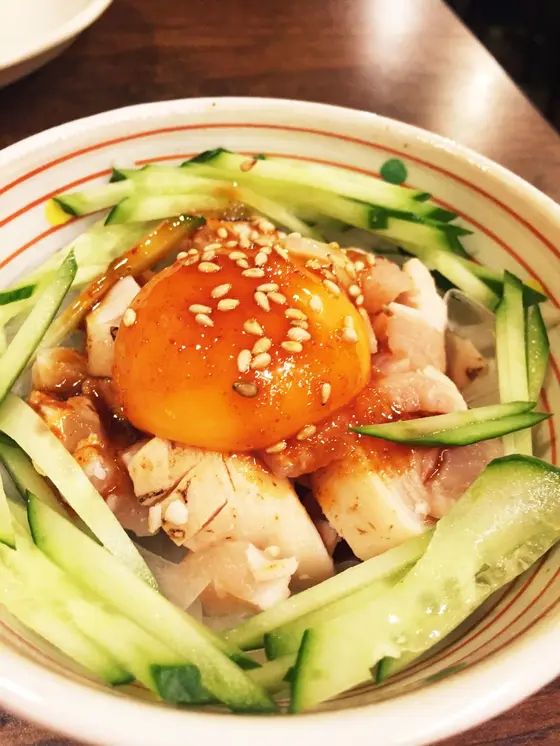 鶏のユッケ