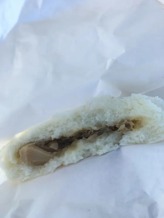マグロの尾の肉を使った肉まん「とろまん」