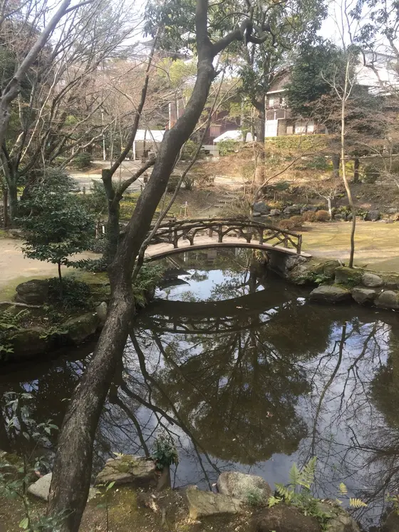 逆さ五重の塔