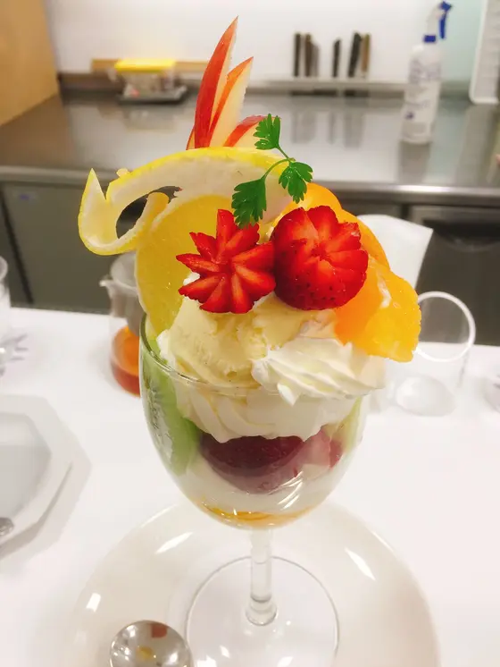 旬のフルーツパフェ ¥1,300円