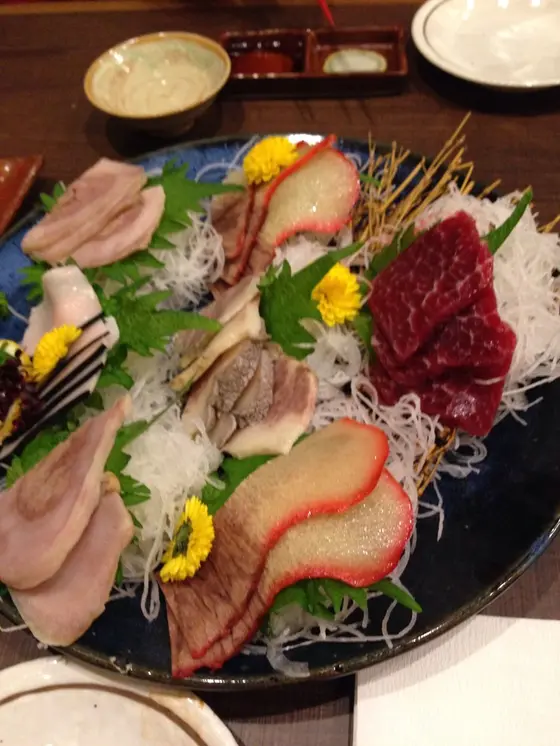 鯨の刺身