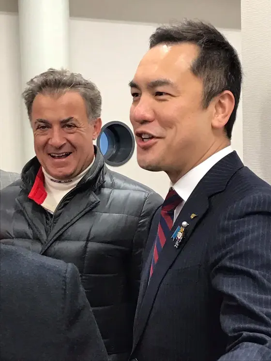 三重県知事とアレジ