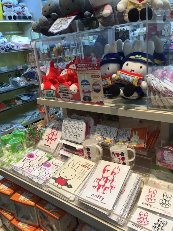 キャラクターストリートは大賑い