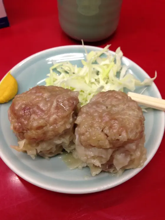 ジャンボ焼売 半個(2個)¥300