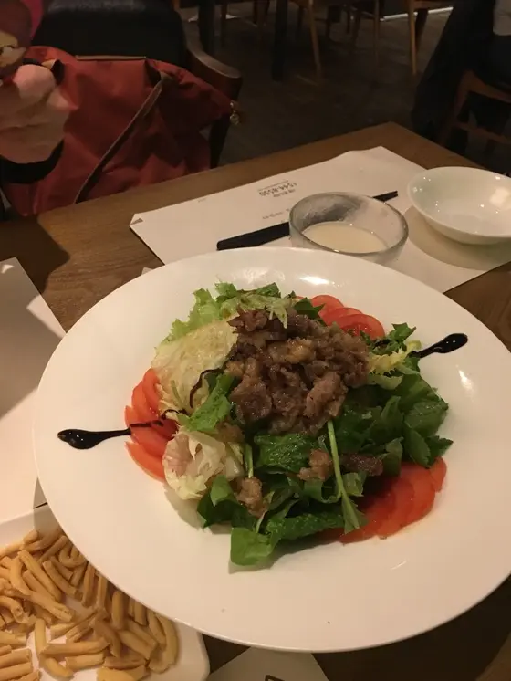 バルサミコが効いてるサラダと