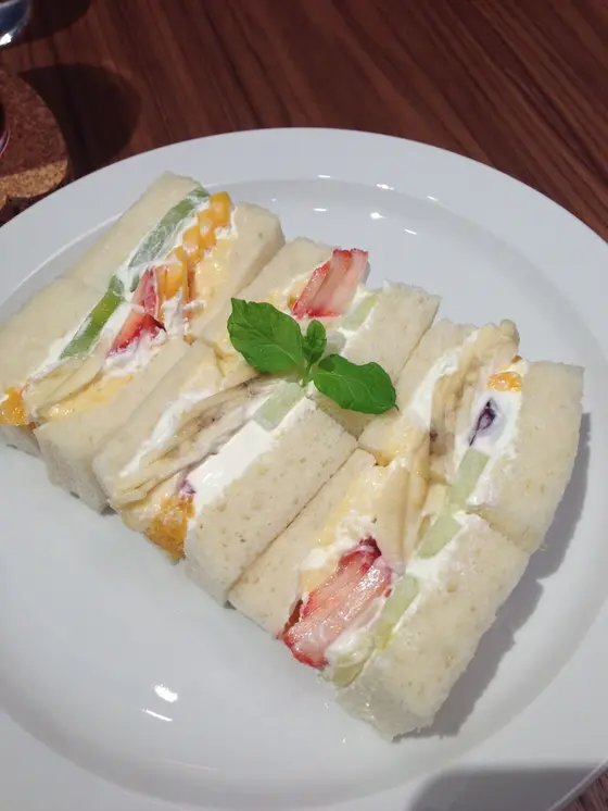 ⚫︎フルーツサンドイッチ