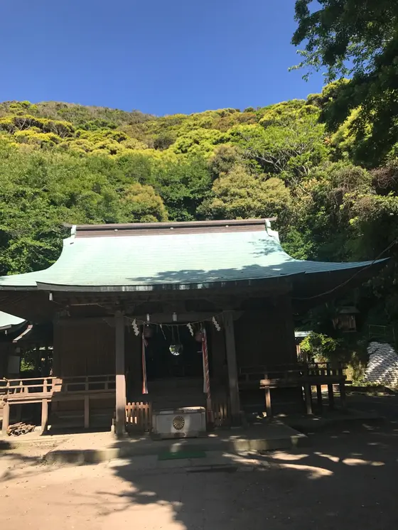 拝殿
