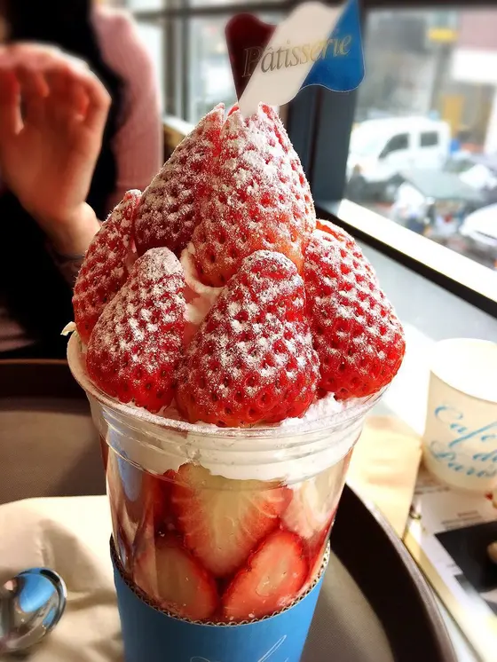 タルギ(苺)ボンボン
