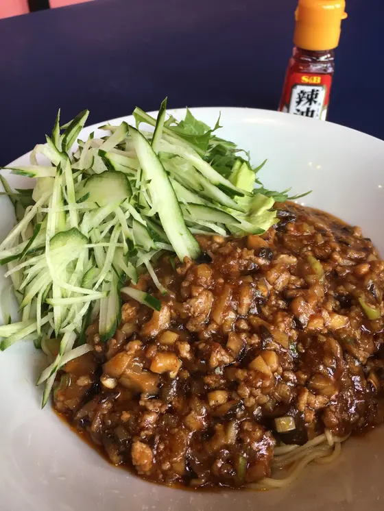 ジャージャー麺