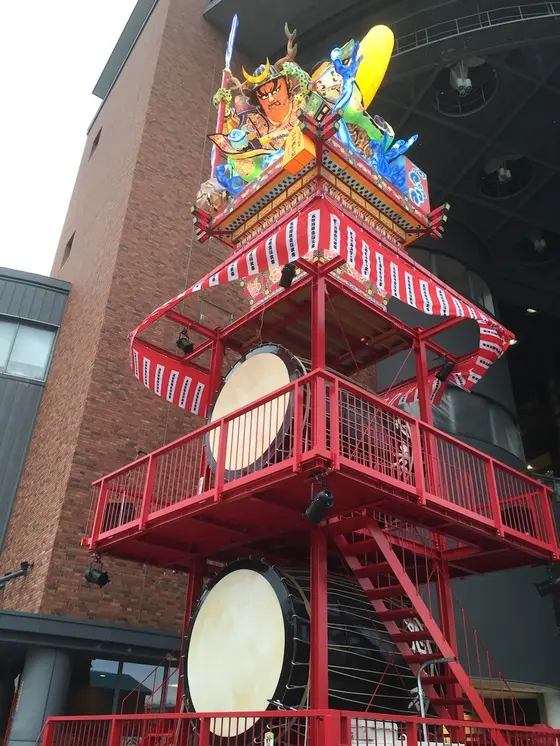 次々に立佞武多が出てきます