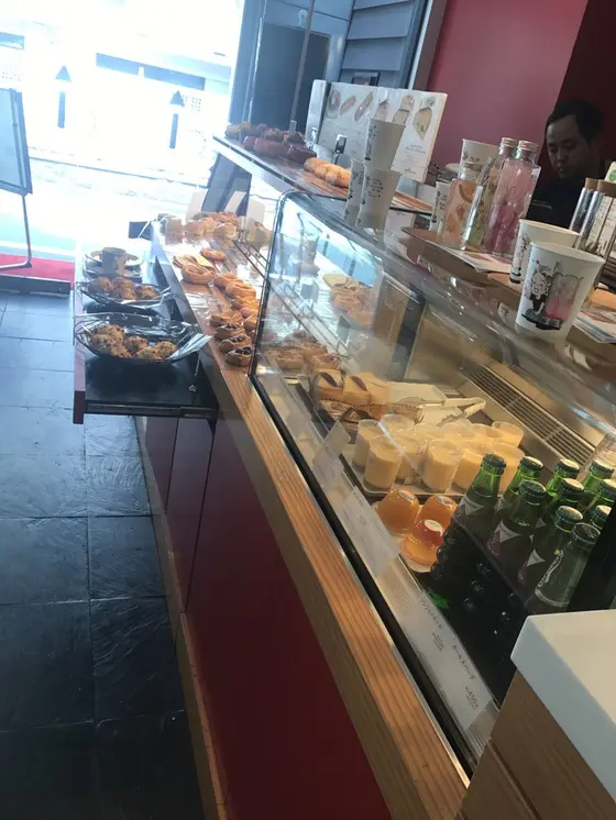 パンだけじゃなくてケーキもあるから3時のおやつに♡