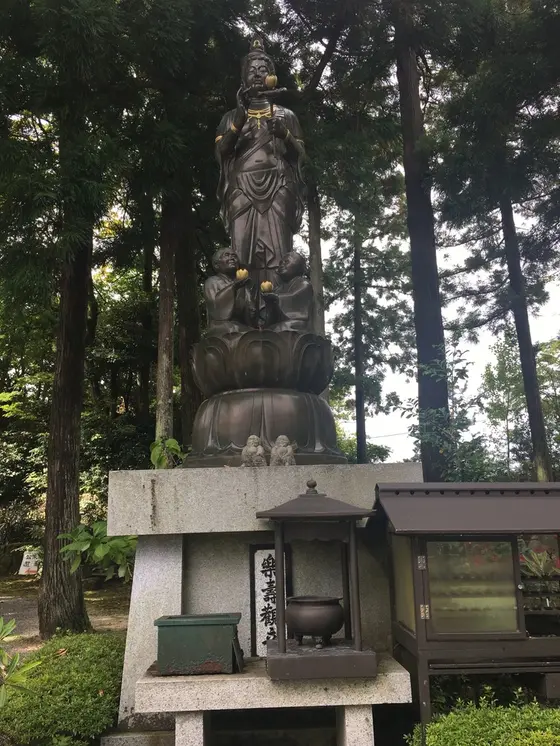 楽寿観音 立像