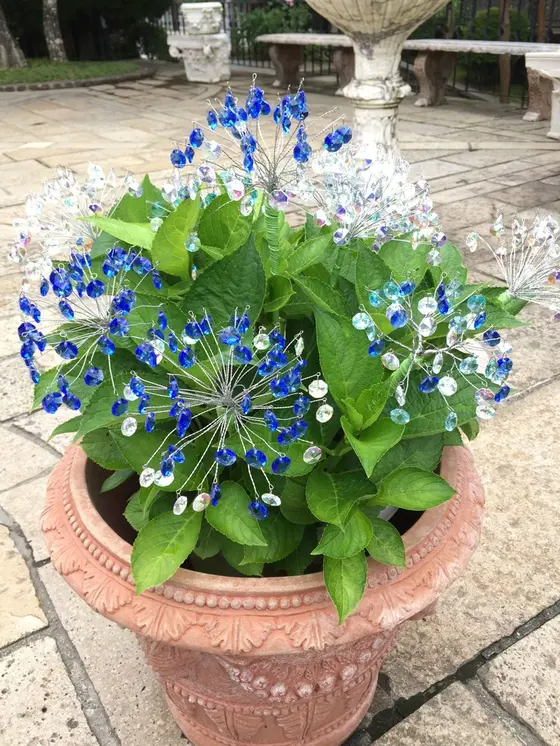 ガラスのアジサイですね！