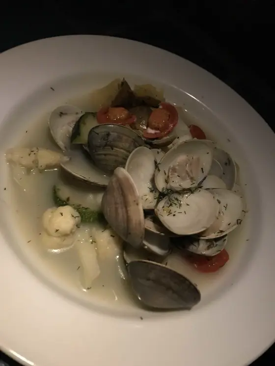 アサリの白ワイン煮
