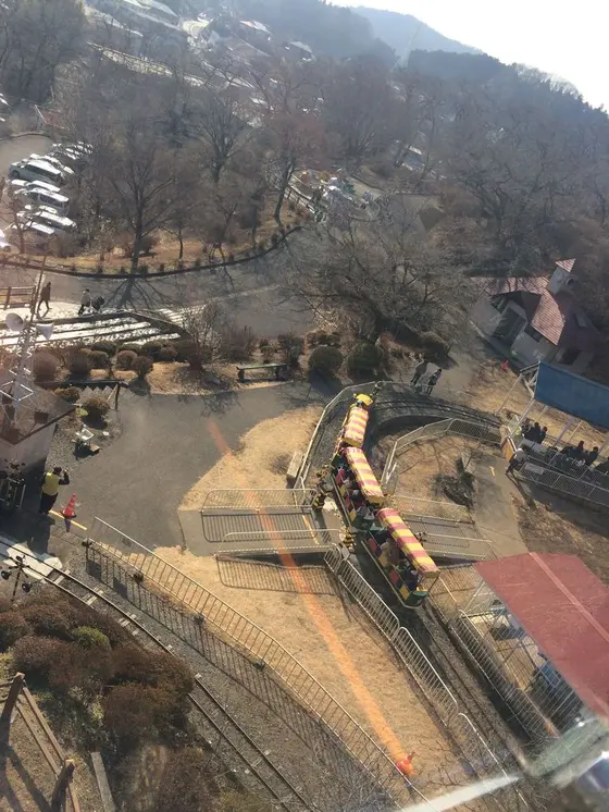 おとぎ電車