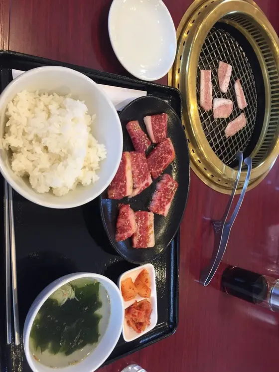 カルビランチとトントロ