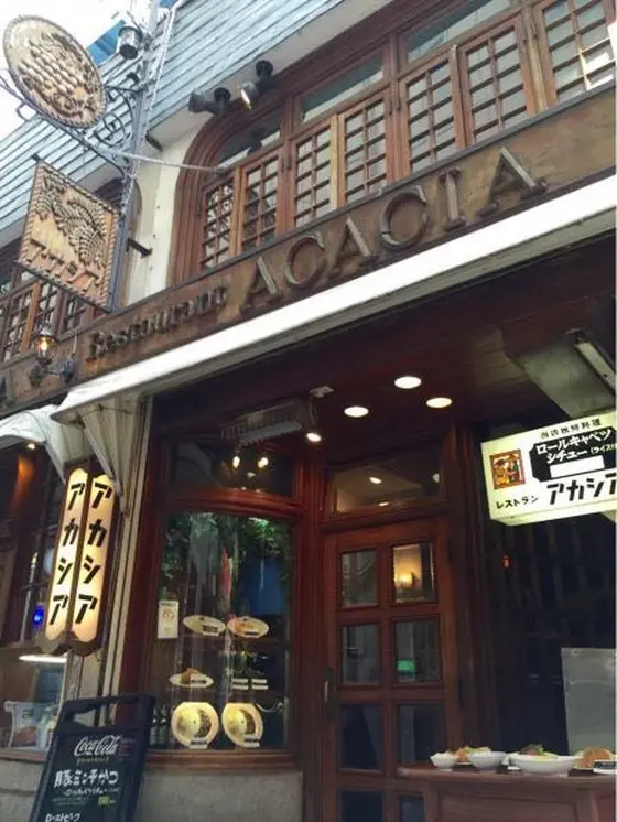 駅近にレトロなお店を発見！
