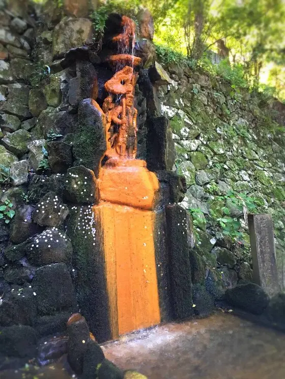 御滝不動尊