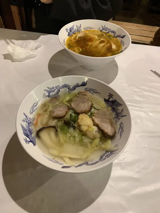刀削麺最高です。