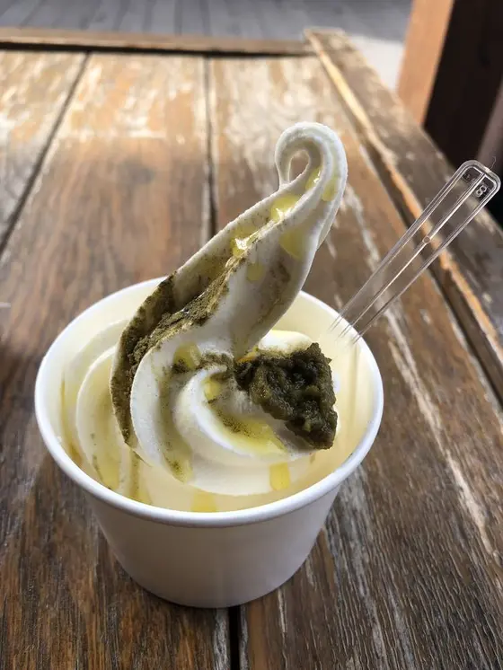オリーブソフトクリーム