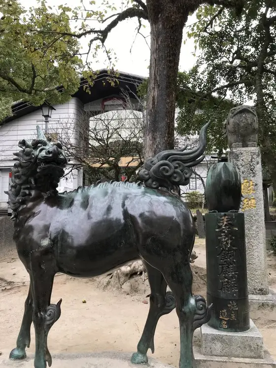 麒麟の像