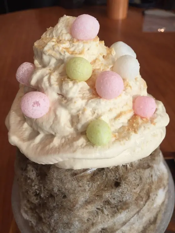 天然氷のかき氷 ほうじ茶シロップ